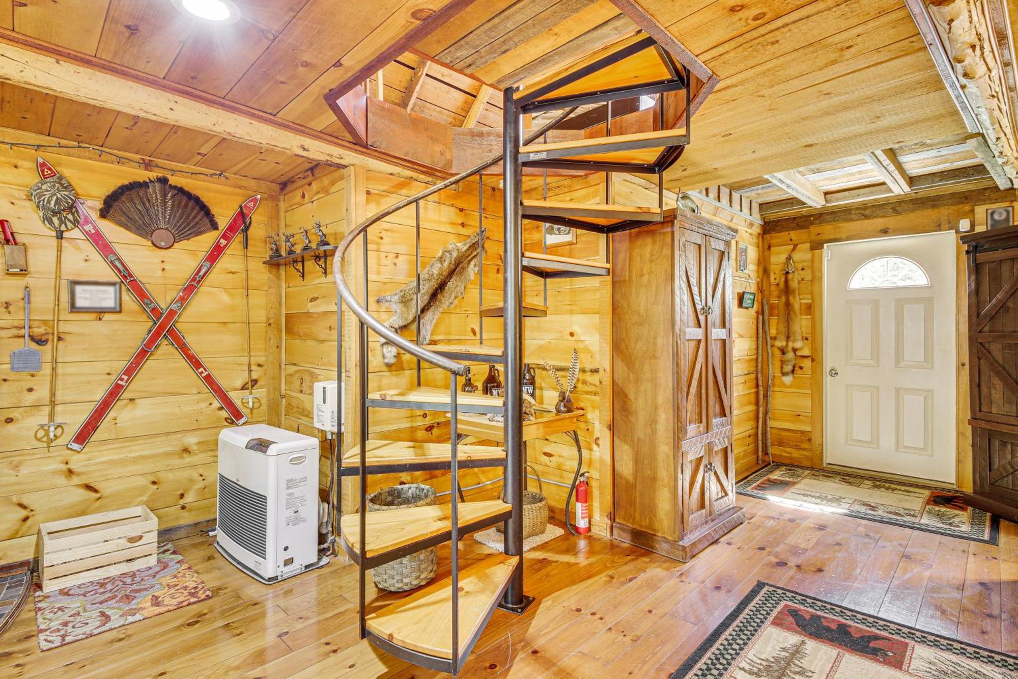 Rustic Searsport Cabin Loft And Sunroom On 10 Acres מראה חיצוני תמונה