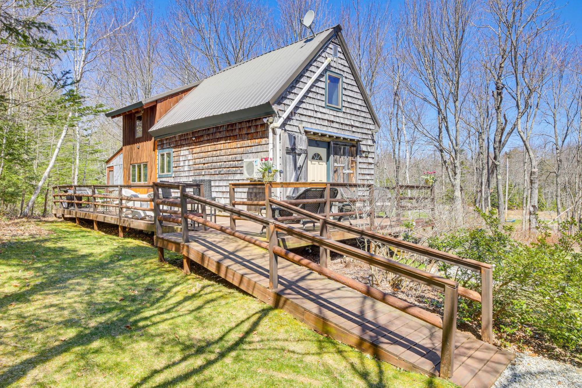 Rustic Searsport Cabin Loft And Sunroom On 10 Acres מראה חיצוני תמונה