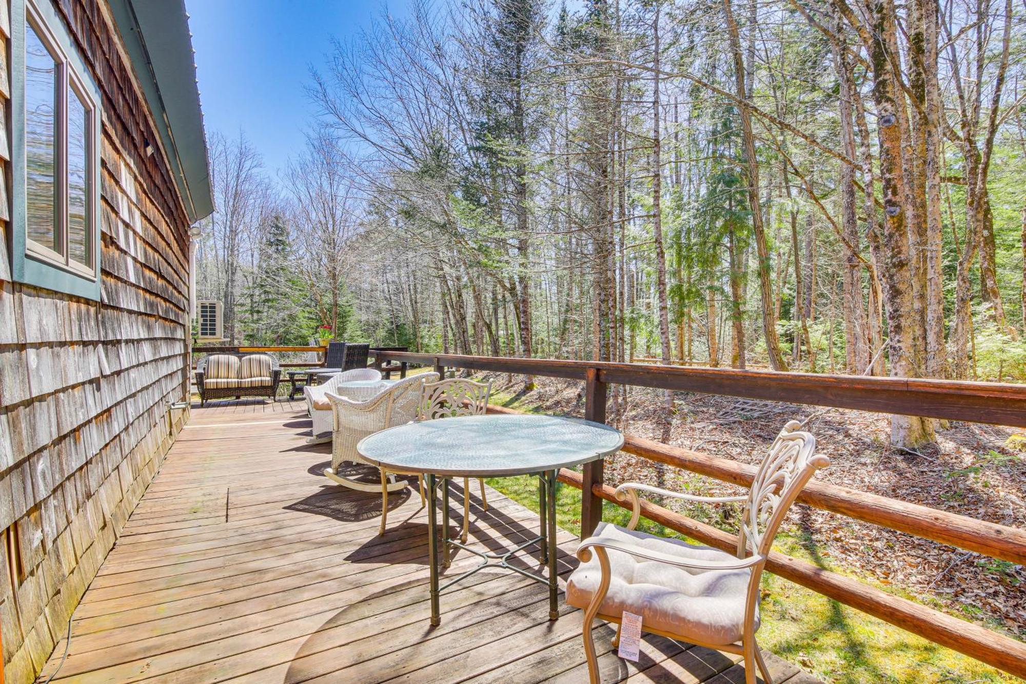 Rustic Searsport Cabin Loft And Sunroom On 10 Acres מראה חיצוני תמונה