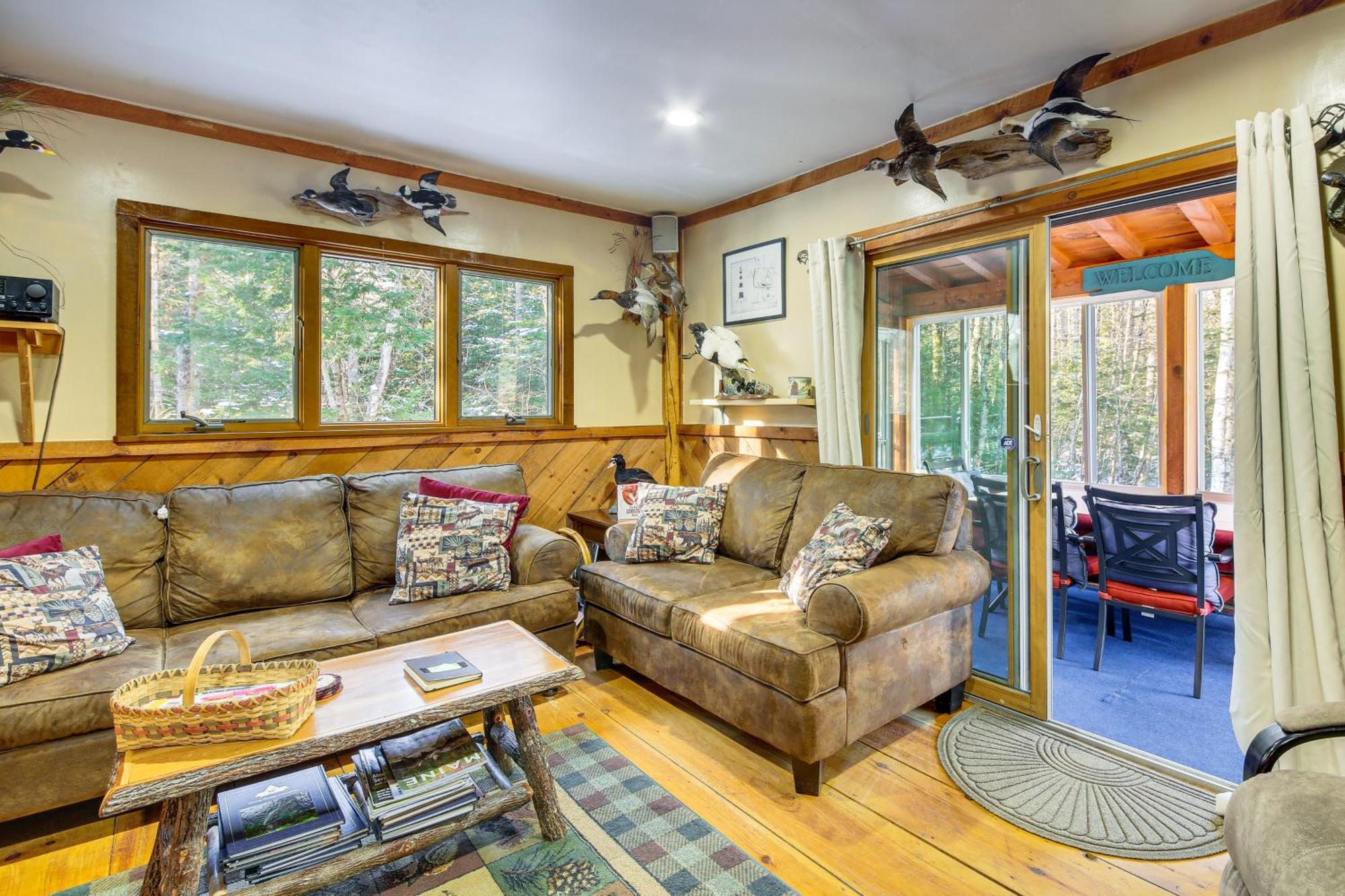 Rustic Searsport Cabin Loft And Sunroom On 10 Acres מראה חיצוני תמונה