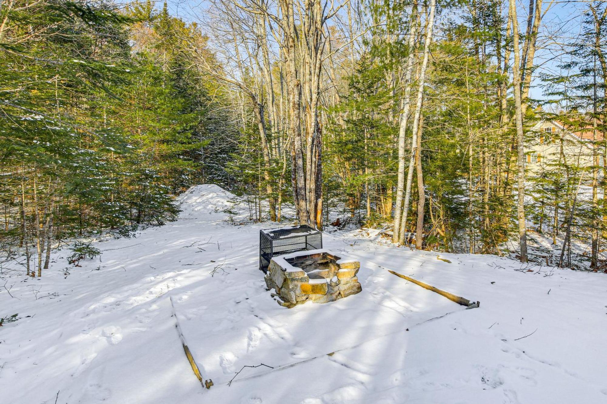 Rustic Searsport Cabin Loft And Sunroom On 10 Acres מראה חיצוני תמונה